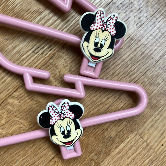 Vintage Minnie Mouse clip hangers! - Picture 2 of 2